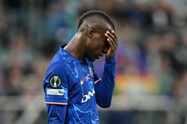 „Chelsea“ derybose eskaluojama Nicolaso ​​Jacksono perdavimo saga